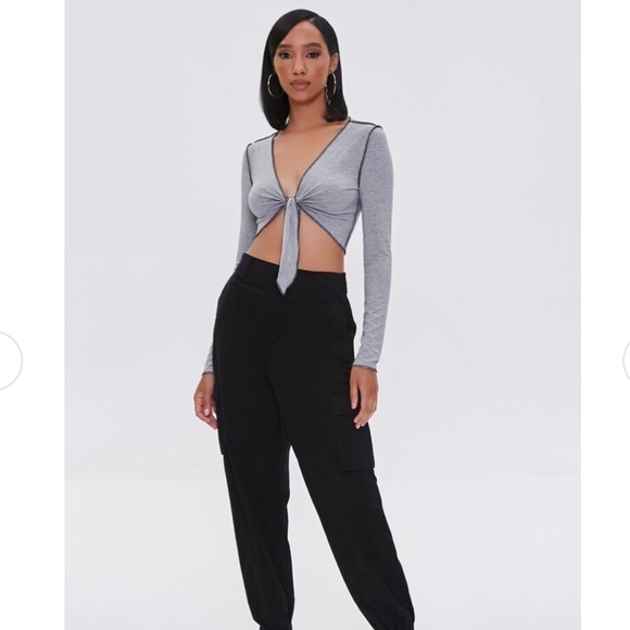 Forever 21 Topstitched Self-Tie Crop Top - Picture 4 of 6